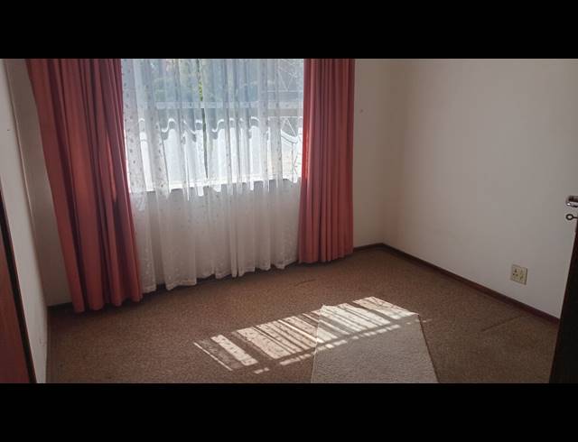 3 BEDROOM HOUSE FOR SALE IN KENSINGTON B